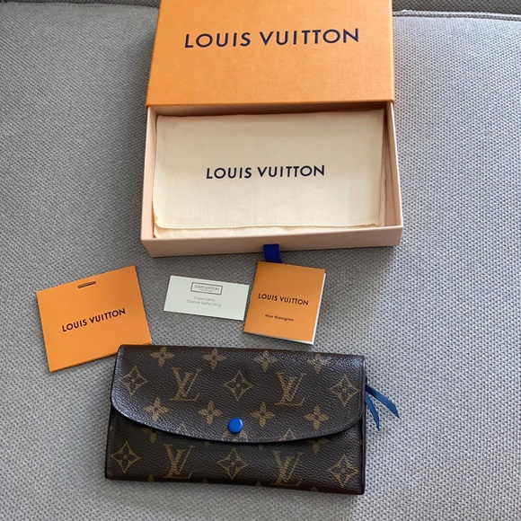 Louis Vuitton Handbags - Louis Vuitton Monogram Wallet